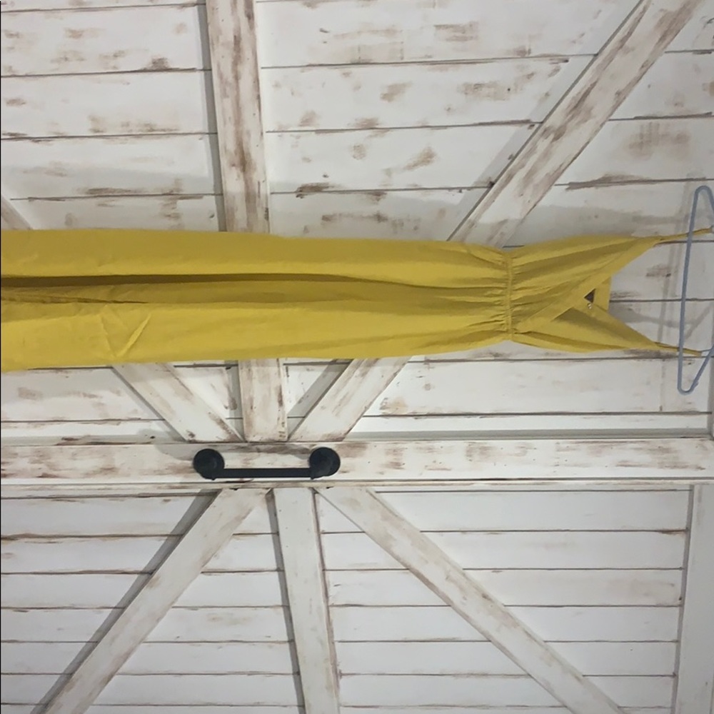 Size small flying tomatoe brand